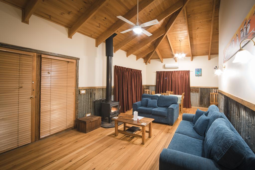 Sanctuary Park Cottages Healesville Room photo