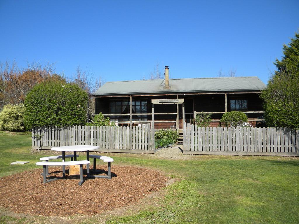 Sanctuary Park Cottages Healesville Room photo